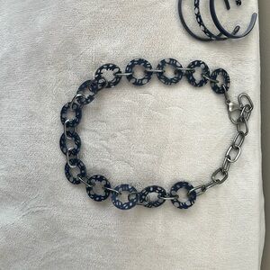 Stylish Blue and Silver Chain Necklace